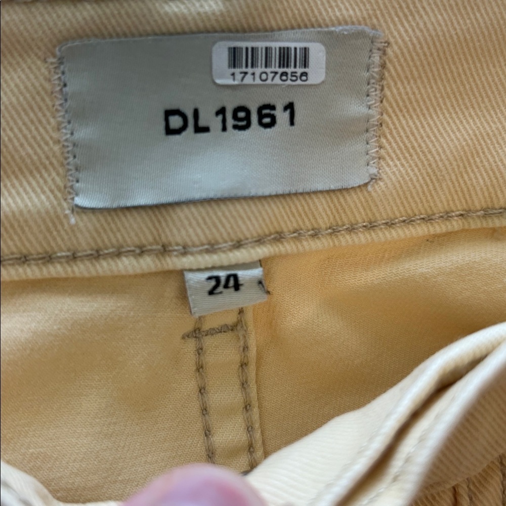 DL1961 Hepburn Wide Leg Jeans Yellow pants - Picture 4 of 11